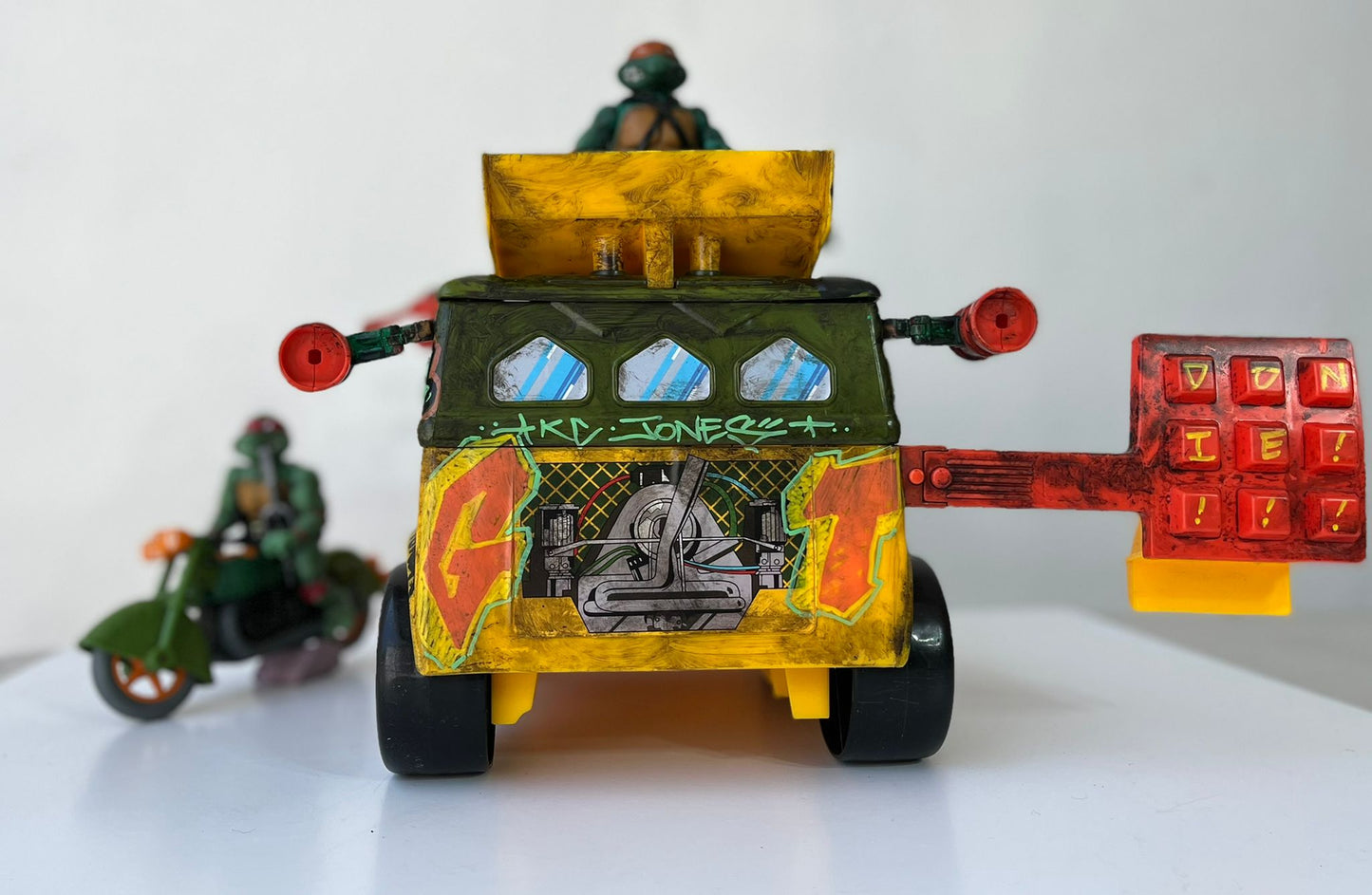 Customized TMNTParty Wagon Toy